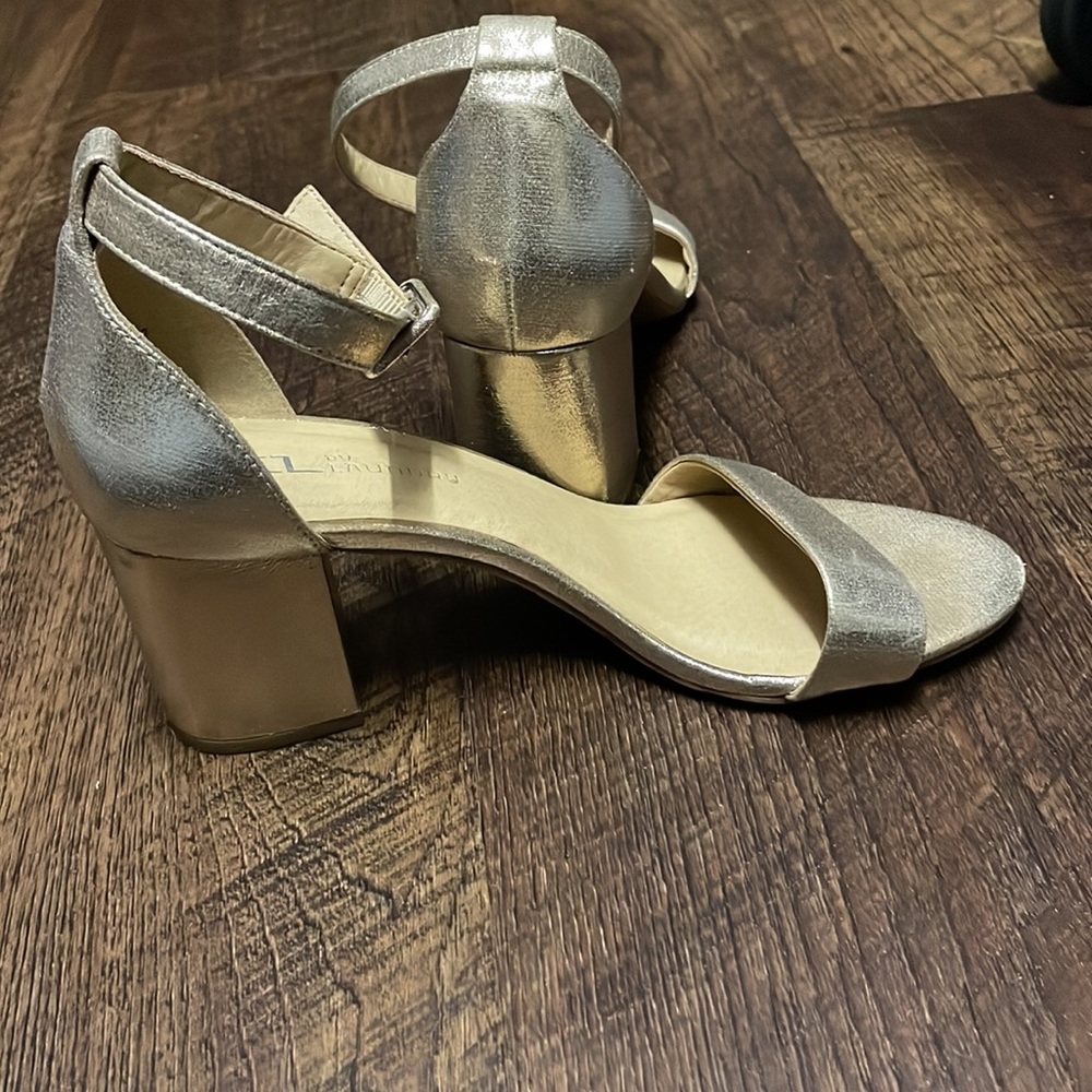 Metallic Block Heel Ankle Strap Sandals - Gold